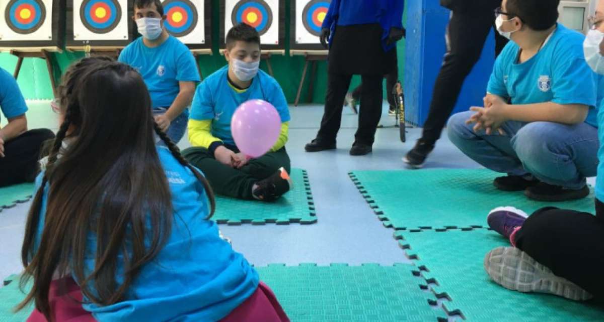 Sultangazi Belediyesi'nden eğitimini tamamlayan ‘down sendromlu' çocuklara sertifika