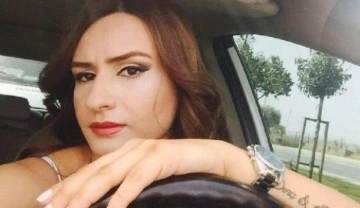 Sultangazi'de otomobiline binen kadın silahla vuruldu