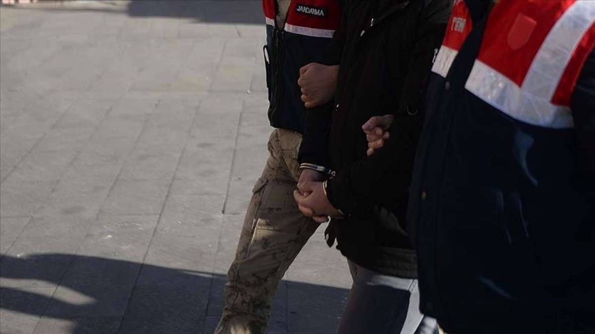 Suriye'den Türkiye'ye girmeye çalışan 2 DEAŞ'lı terörist tutuklandı