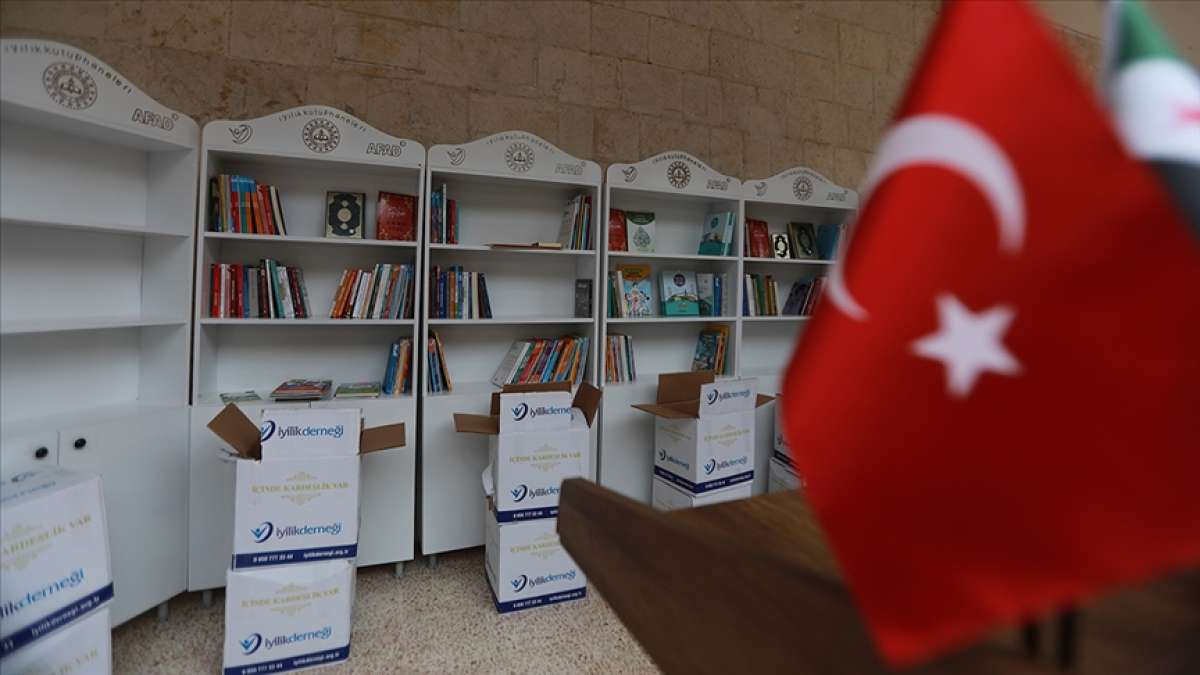 Suriye'nin kuzeyindeki okullara kütüphaneler kuruluyor