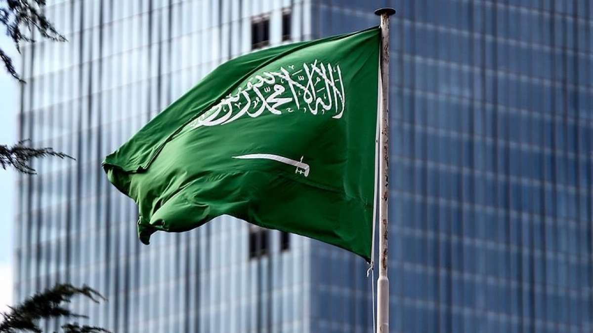 Suudi Arabistan'da Kovid-19 tedbirleri kapsamında 30 günlük toplanma yasağı ilan edildi