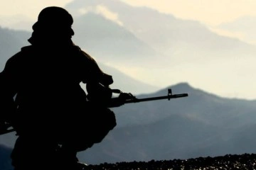 Taciz ateşi açan 10 PKK /YPG’li terörist etkisiz hale getirildi