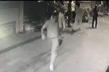 Taksim’de gece kulübünde 'bakma' dehşeti kamerada: Defalarca bıçakladı