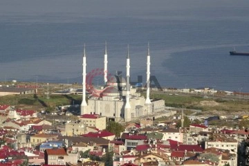 Tamamlandığında Doğu Karadeniz’in en büyük cami ve külliyesi olacak