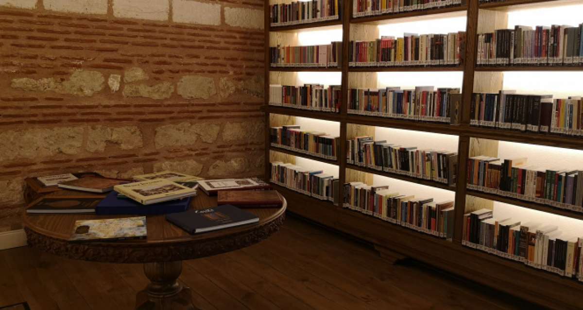 Tarihi Selimiye Hamamı kütüphaneye dönüştürüldü