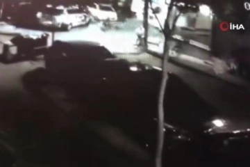 Tartıştığı komşusunu sokak ortasında silahla vurdu: O anlar kamerada