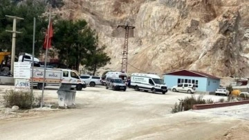 Taş ocağında toprak kayması: 250 metreden yuvarlanan traktörün sürücüsü öldü