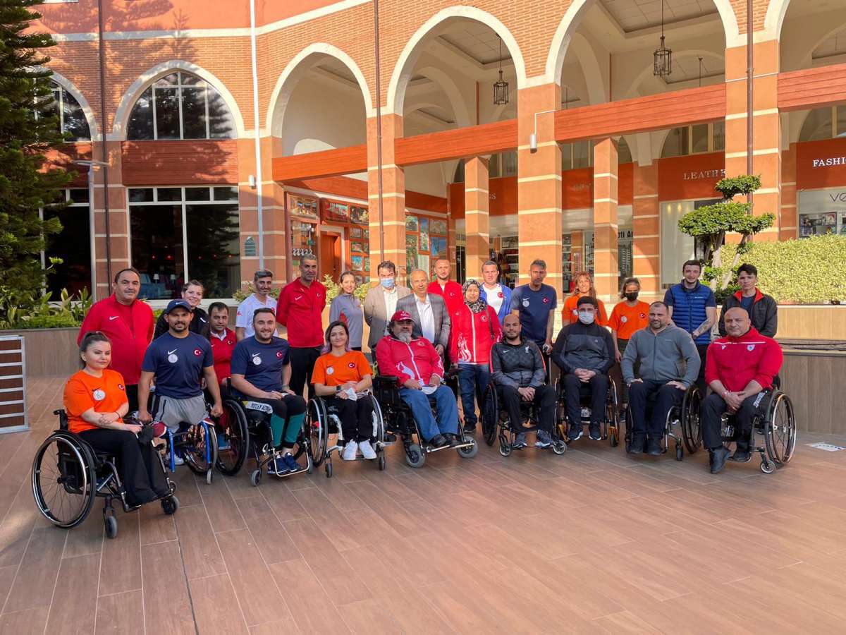 Tekerlekli sandalye tenis turnuvaları Antalyada başlıyor