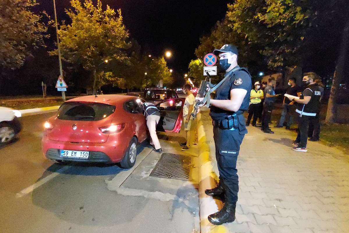 Tekirdağ'da bin polisle huzur uygulaması: 11 ilçenin giriş ve çıkışları mercek altında