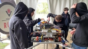 TEKNOFEST Hyperloop Geliştirme Yarışması Kocaeli'de sürüyor