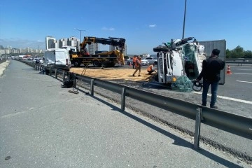TEM’de trafiği kilitleyen kaza: 1 yaralı