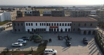 Terör örgütü PKK’nın zarar verdiği okul kaymakamlık binasına dönüştürüldü