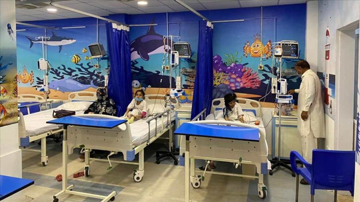 TİKA kan hastası çocuklar için Pakistan'ın ilk ara yoğun bakım ünitesini açtı