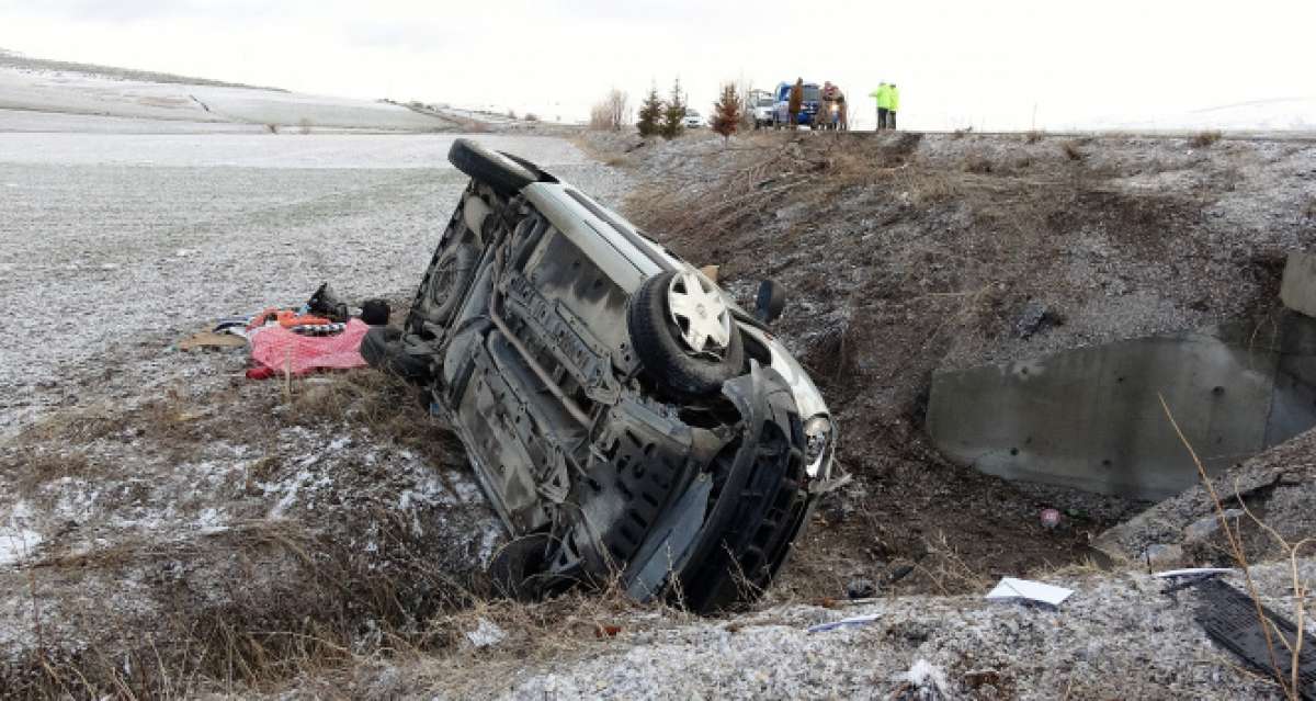 Tokat'ta gizli buzlanma kazalara neden oldu: 3 yaralı