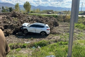 Tokat'ta trafik kazası: 1'i bebek 8 yaralı