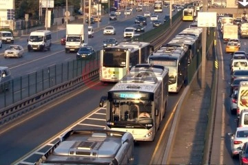 Toplu ulaşım İstanbul'da 3’e katlandı