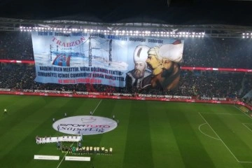 Trabzonspor taraftarından Fenerbahçe maçına özel koreografi