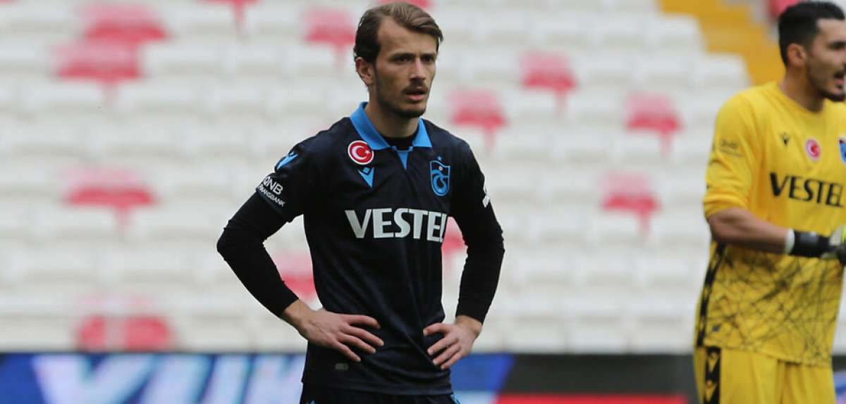 Trabzonspor'da Abdulkadir Parmak kadro dışı!