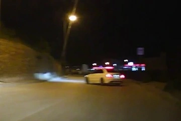 Trafikte dehşet saçtı: Caddede drift atılan anlar kamerada