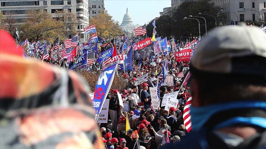 Trump’a destek gösterisinin ardından Washington’da karşıt gruplar arasında arbede yaşandı