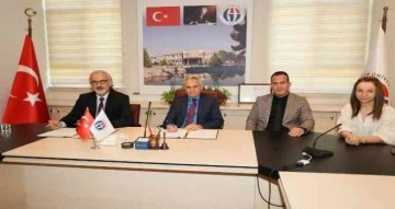 Türk ve Suriyeli girişimcilere akademik destek