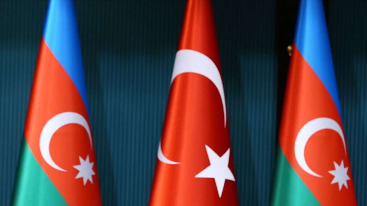 Türkiye Azerbaycan'da 2 meslek okulu açacak