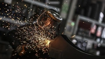 T&uuml;rkiye ekonomisi 2022'de y&uuml;zde 5,6 b&uuml;y&uuml;d&uuml;