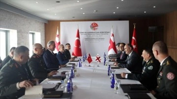 Türkiye-Gürcistan-Azerbaycan Savunma Bakanları Toplantısı Kayseri'de başladı