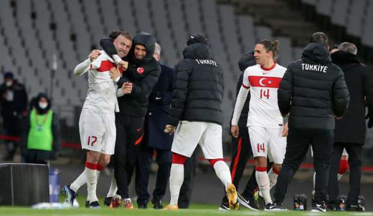 Türkiye-Hollanda maçının Avrupa basınındaki yansımaları