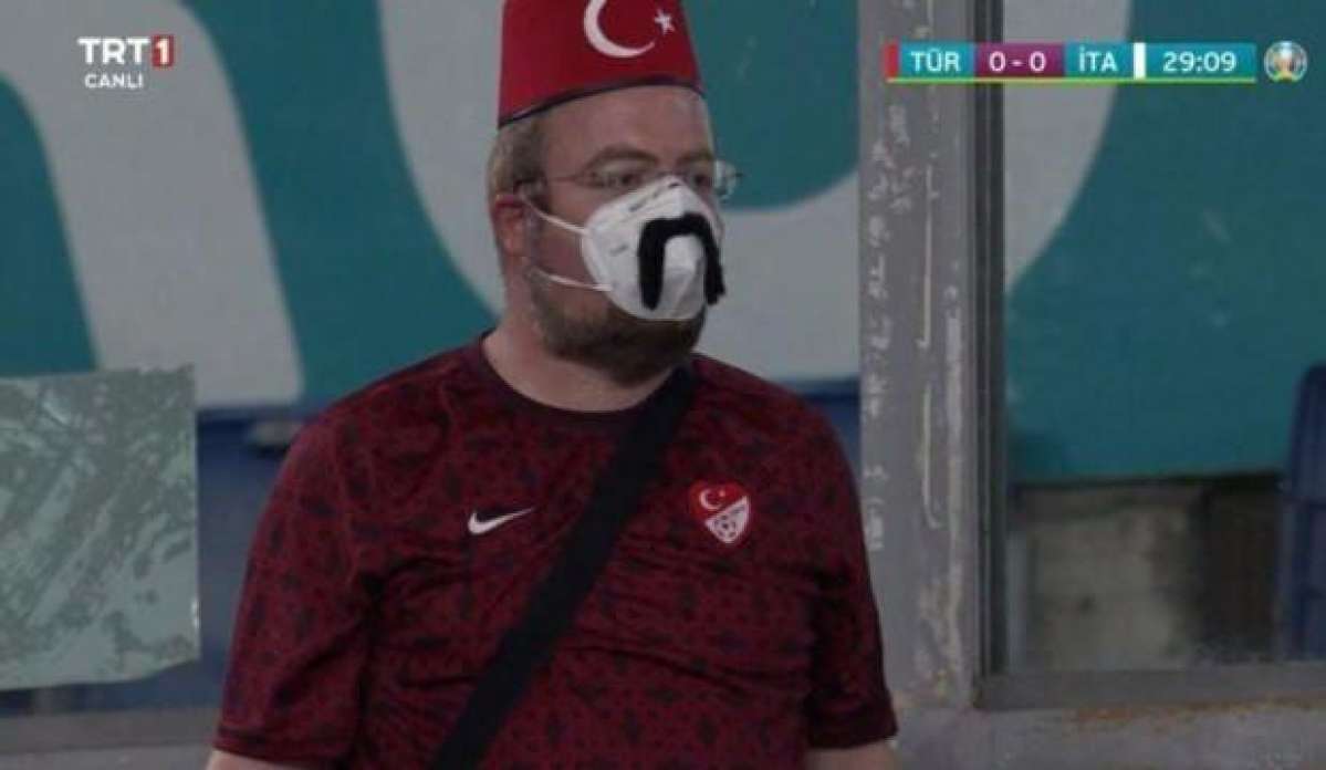 Türkiye-İtalya maçında sosyal medyayı sallayan görüntü