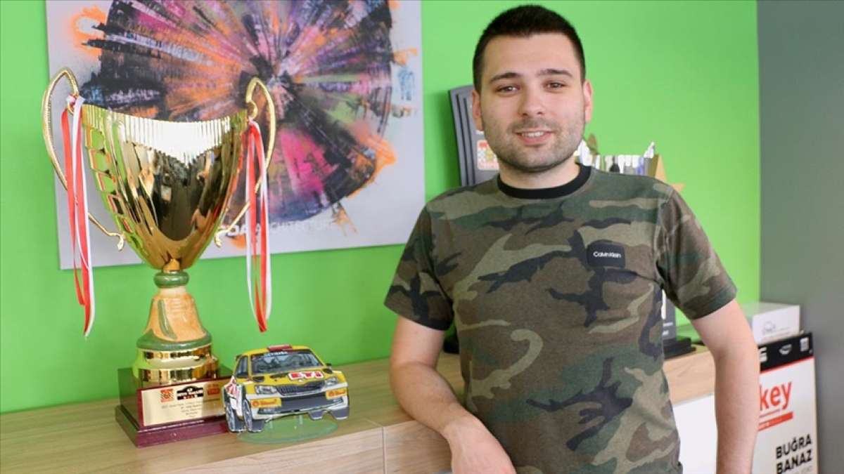 Türkiye Ralli Şampiyonası'nın lideri Buğra Banaz'ın aklı şampiyonlukta