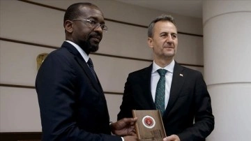 Türkiye ve Mozambik savunma sanayisinde işbirliği yapacak