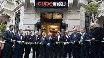 Türkiye'nin ilk şehir içi kuluçka merkezi "Cube Beyoğlu" açıldı