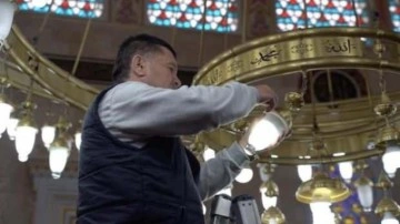Tuzla'da Ramazan ayı öncesi ibadethaneler temizlendi