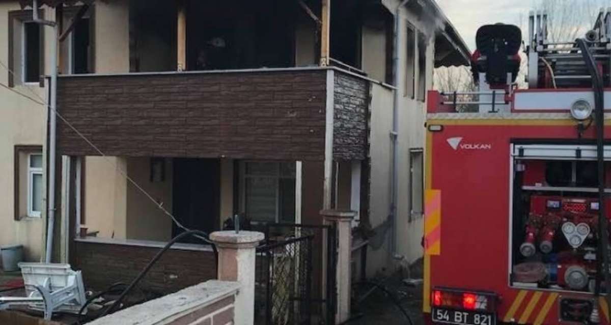 Üç kişilik ailenin yaşadığı evde yangın çıktı