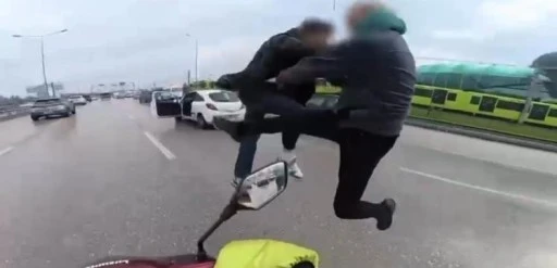 U&ccedil;an tekmelerin bedeli ağır oldu...