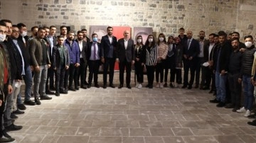 Ulaştırma ve Altyapı Bakanı Karaismailoğlu, Kilis'te gençlerle bir araya geldi