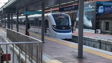 Ulaştırma ve Altyapı Bakanlığı, İZBAN i&ccedil;in 2,8 milyar dolarlık yatırım yapıldığını a&ccedil;ıkladı