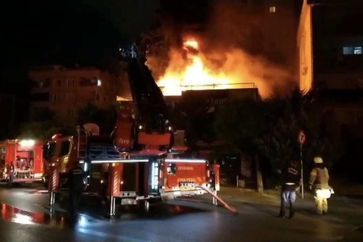 Ümraniye'de korkutan restoran yangını