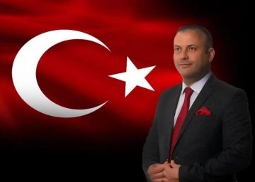 Umut Partisi Genel Başkanı Bozkurt" Demokrasimize sahip çıkalım"