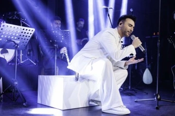 Usta yorumcudan Usta Şarkılar alb&uuml;m&uuml;