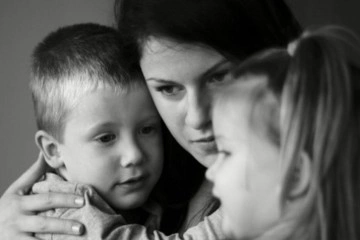 Uzm. Psk. Eriki, 'Korkularını konuşurken &ccedil;ocuğunuza sarılın'