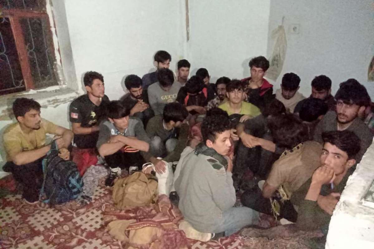 Van'da 43 düzensiz göçmen yakalandı