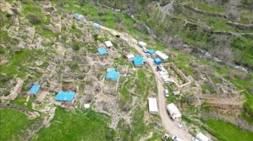Vatandaşlar terör nedeniyle boşalttıkları köylerine sağlanan huzurla geri döndü