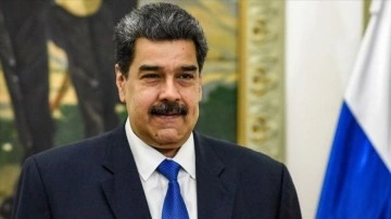 Venezuela Devlet Başkanı Maduro ekonominin y&uuml;zde 15'in &uuml;zerinde b&uuml;y&uuml;d&uuml;ğ&uuml;n&uuml; belirtti