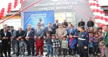 Viranşehir’de gençlik merkezinin açılışı yapıldı