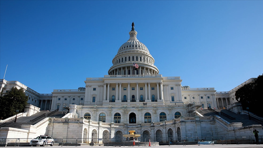 Washington'daki olaylar nedeniyle Kongredeki seçim oturumlarına ara verildi