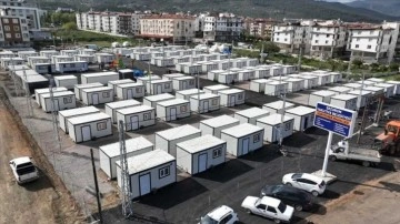 Yakutiye Belediyesinin konteyner evleri Hatay'da depremzedelere teslim edilmeye başlandı