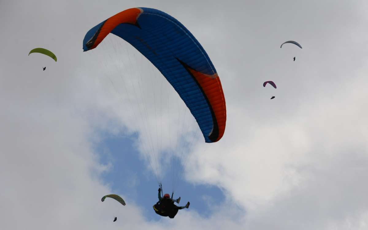 Yamaç Paraşütü Mesafe Şampiyonası Aksaray'da başladı