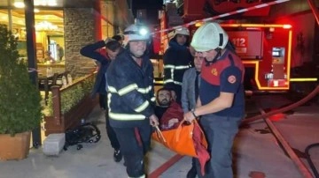 Yangında mahsur kalan hasta itfaiye ekiplerince kurtarıldı